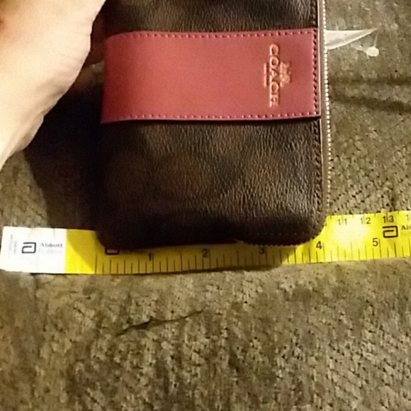 •Last Price Drop•💖BNWTS💖 Coach Wristlett - Picture 8 of 8